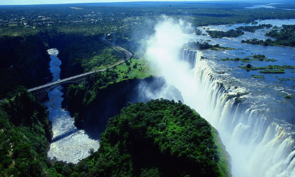 VicFalls_Bridge_ITINZOOM